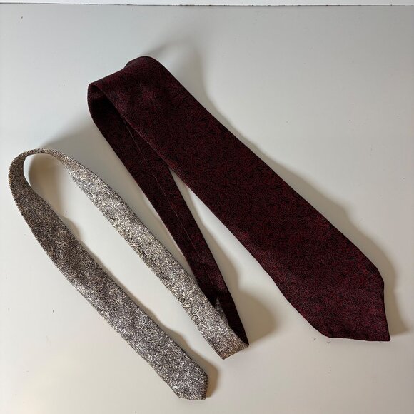 Keith Haring Silk Tie Red Black Beige Mens Necktie Vintage Pop Art Office Formal - Picture 4 of 7